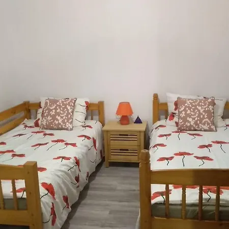 Pitypang Vendeghaz Gasthuis